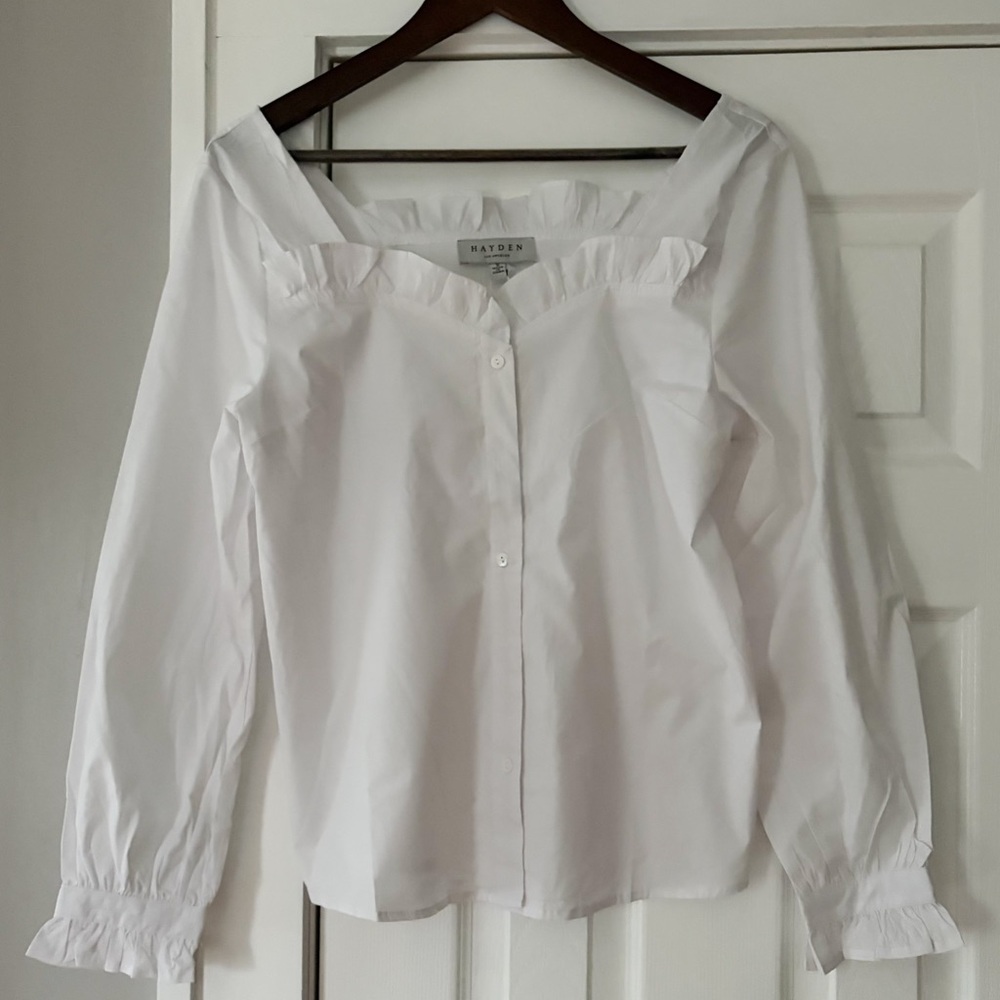 Hayden White Blouse‎ with Ruffle Accents Size Small Cotton NWT